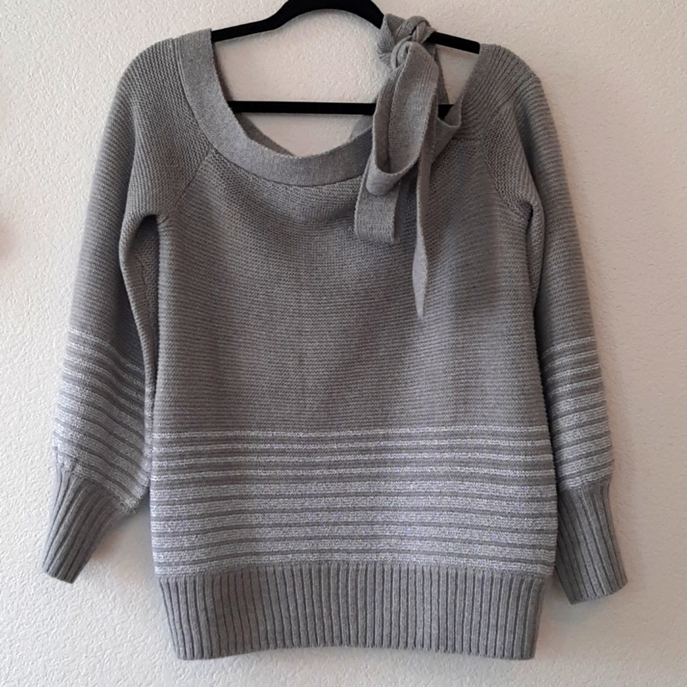 NWT New York & Company silver/ gray sweater